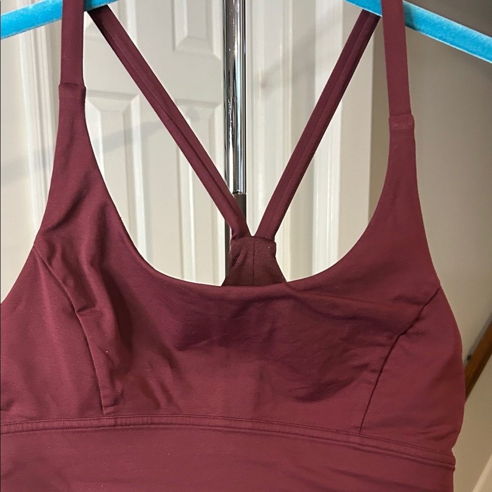 Lululemon Women's Burgundy sports bra. Size 10 EUC.
